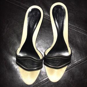 GUCCI HEELS SANDALS SIZE 7.5